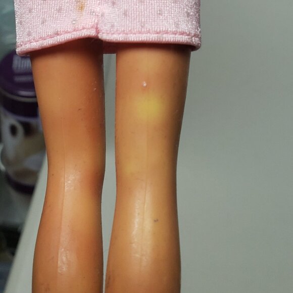 Vintage Barbie Doll in Barbie's Pink Jubilee Base Dress 1987 - Picture 10 of 11